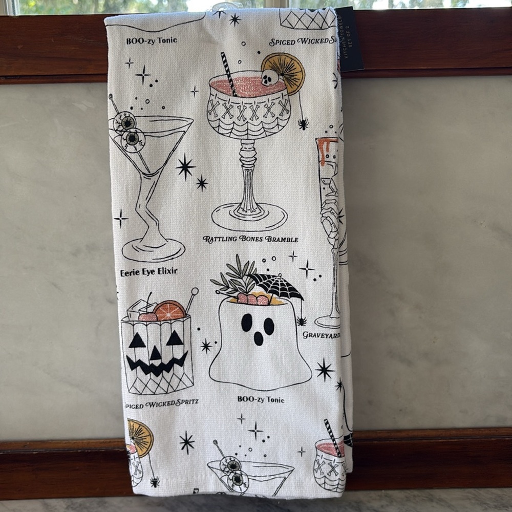 NWT SET/2 Rachel Zoe Halloween Spooky Cocktails Hand Kitchen Tea Bath BFF Towels - Picture 2 of 8